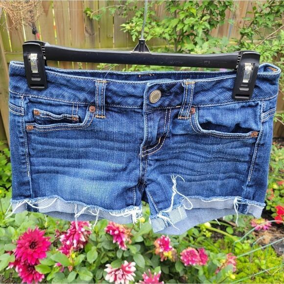 American Eagle Jean Shorts - Picture 1 of 9